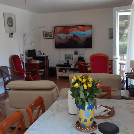 Hotes A Louer Port-frejus 홈스테이 Fréjus