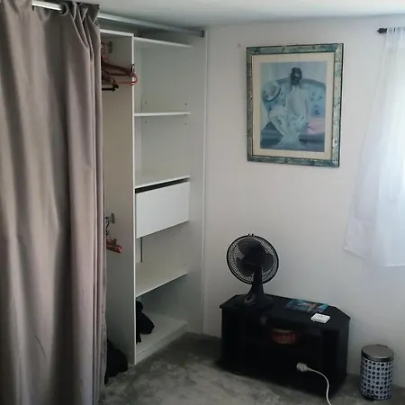 à Louer Port-fréjus Alloggio in famiglia *